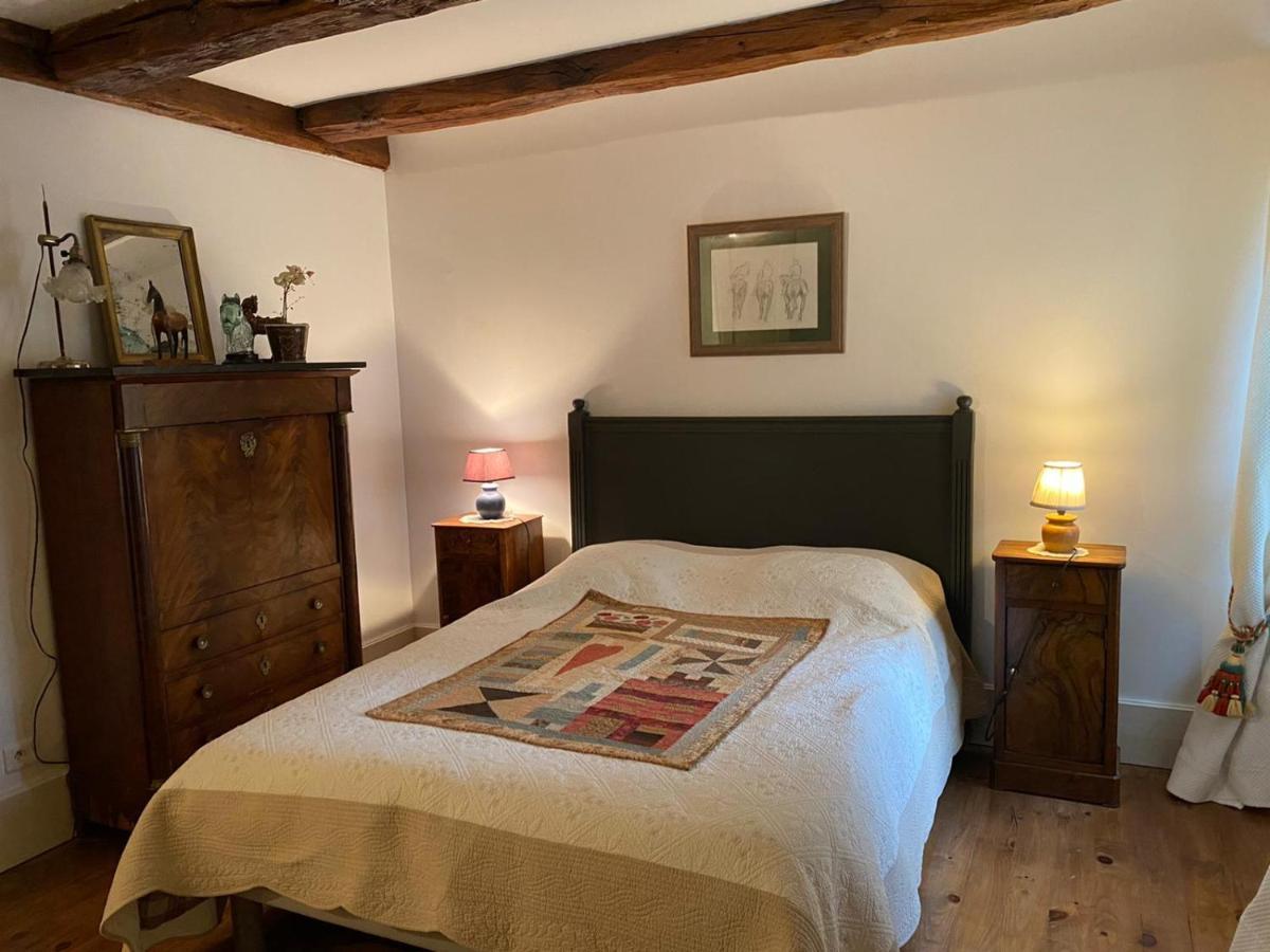 Le Pigeonnier De Saint-Loup Bed And Breakfast 外观 照片